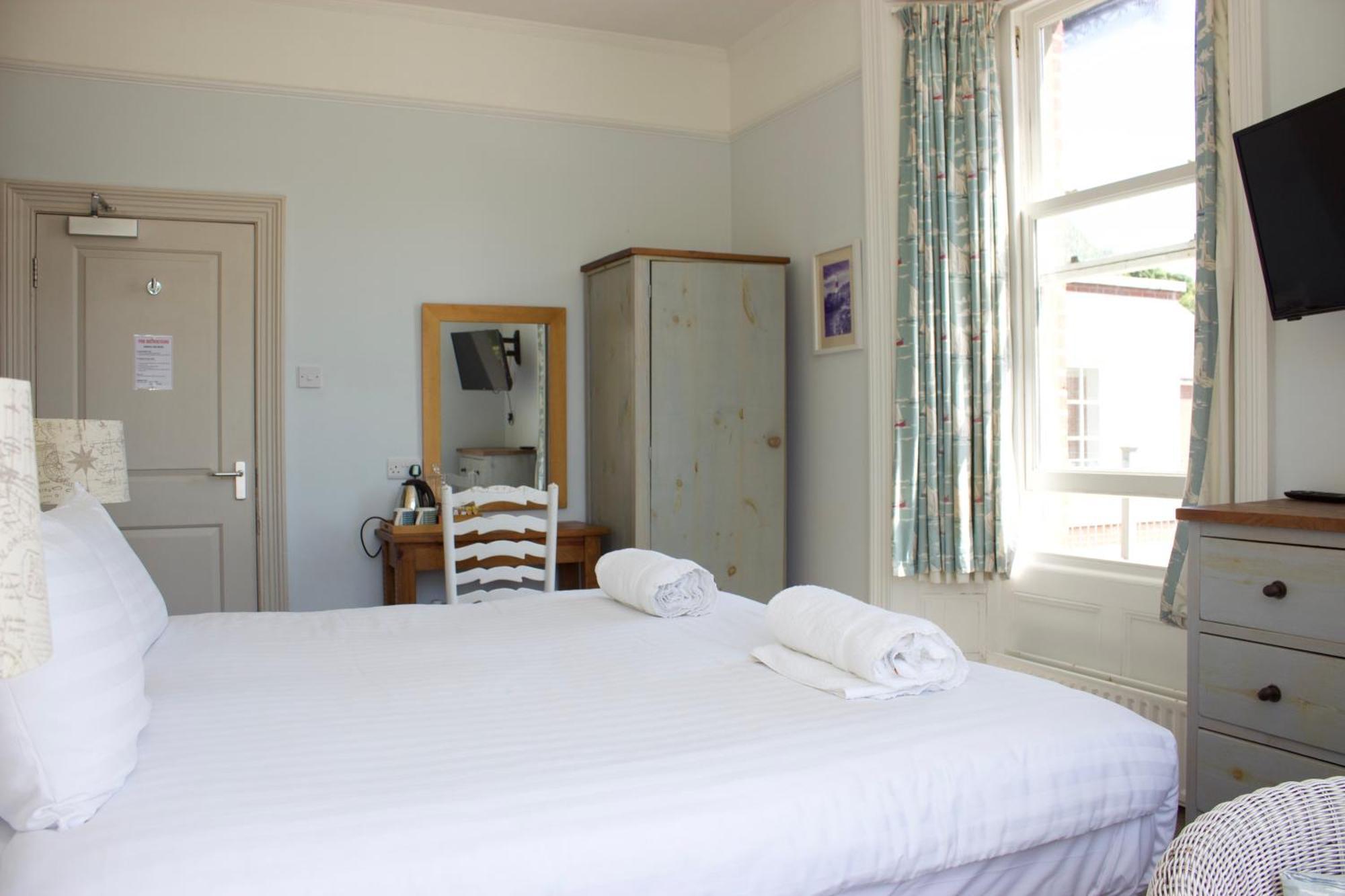 Durdle Door Hotel Lulworth Cove Exteriör bild